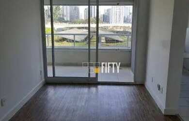 Imagem: O apartamento possui 1 Dormitório, 1 Banheiro, 1 Vaga na garagem