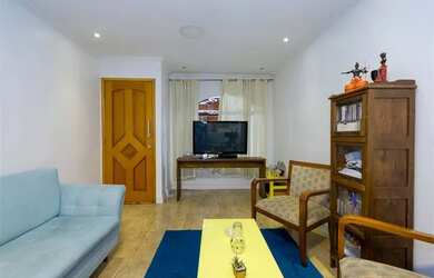 Imagem: A casa em condomínio possui 3 Dormitórios, 2 Banheiros, 2