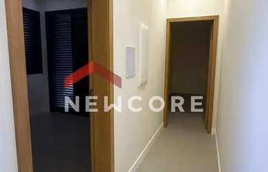 Imagem: A casa possui 3 Dormitórios, 3 Banheiros, 2 Vagas na garagem