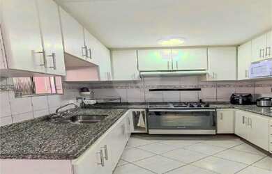 Imagem 16: Apartamento à venda com 3 quartos, sendo 1 suíte, no condomínio Itaguaçú,...