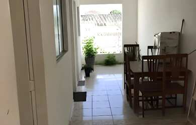 Imagem 3: Raridade casa com Terreno que se estende de uma rua a outra, Imóvel único...