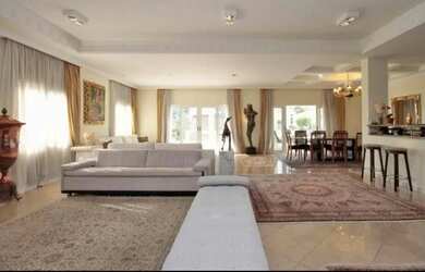 Imagem 8: Casa à venda e para alugar em Santana de Parnaíba, Alphaville, com 6...