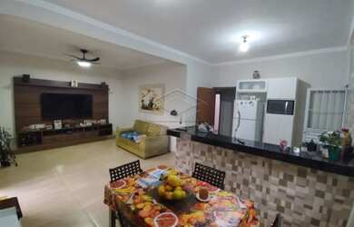 Imagem 11: Casa Padrão em Jaú. Piscina, 12m² de Área, 2 Vagas na garageme2 Dormitórios