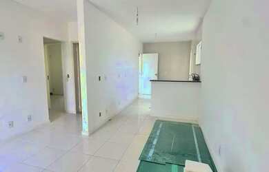 Imagem: A casa possui 2 Dormitórios, 1 Banheiro, 1 Vaga na garagem