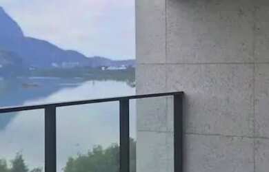 Imagem: O apartamento possui 2 Dormitórios, 2 Banheiros, 2 Vagas na