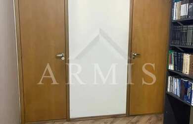 Imagem: O depósito possui 32m² de Área e está localizado em Sé