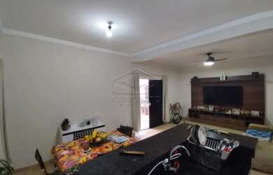 Imagem 10: Casa Padrão em Jaú. Piscina, 12m² de Área, 2 Vagas na garageme2 Dormitórios