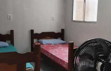 Imagem: A casa possui 2 Dormitórios, 1 Banheiro, 70m² de Área, Imóvel