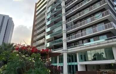 Imagem: O apartamento possui 4 Dormitórios, 4 Banheiros, 3 Vagas na