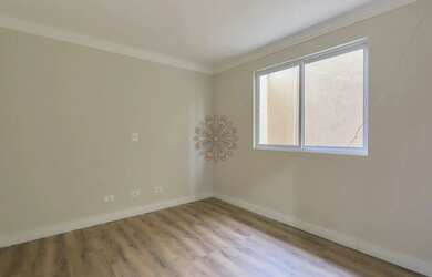 Imagem 11: Sobrado independente em Santa Felicidade com suíte, ático e 2 vagas...