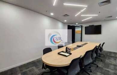 Imagem: O depósito possui 5 Vagas na garagem, 1.731m² de Área, Imóvel