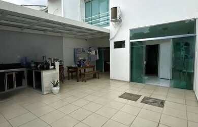 Imagem: A casa em condomínio possui 3 Dormitórios, 3 Banheiros, 2