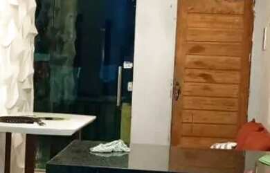 Imagem: A casa possui 2 Dormitórios, 1 Banheiro, 2m² de Área e está