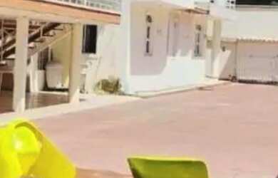 Imagem: A casa possui 5 Dormitórios, 5 Banheiros, 5 Vagas na garagem