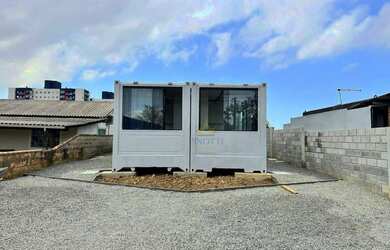 Imagem: O apartamento possui 1 Dormitório, 1 Banheiro, 1 Vaga na garagem