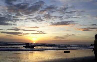 Imagem: A casa em condomínio possui 2 Dormitórios, 3 Banheiros, 2