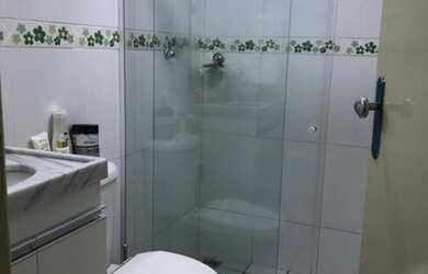 Imagem: A casa possui 2 Dormitórios, 1 Banheiro, 1 Vaga na garagem