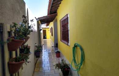 Imagem: A casa possui 2 Dormitórios, 1 Banheiro, 45m² de Área e