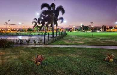 Imagem: O terreno possui 417m² de Área e está localizado em Centro