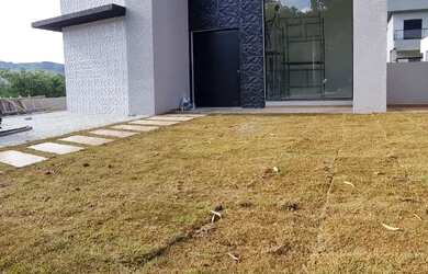 Imagem 1: LINDISSIMA CASA EM CONDOMINIO FECHADO EM ATIBAIA