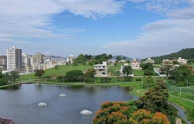 Imagem: O apartamento possui 3 Dormitórios, 2 Banheiros, 2 Vagas na
