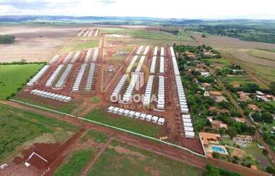 Imagem: O terreno possui 200m² de Área e está localizado em Água