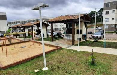 Imagem: O apartamento possui 2 Dormitórios, 1 Banheiro, 1 Vaga na garagem