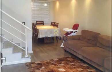 Imagem: A casa possui 3 Dormitórios, 1 Banheiro, 4 Vagas na garagem