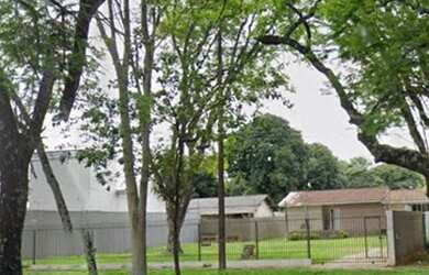 Imagem: A casa possui 2 Dormitórios, 1 Banheiro, 3 Vagas na garagem