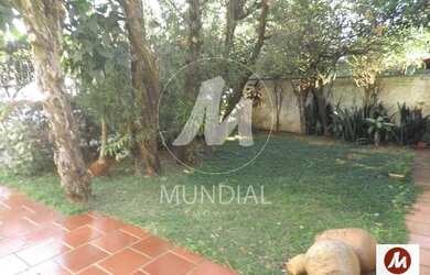 Imagem: O depósito possui 3 Vagas na garagem, 130m² de Área e está