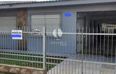 Imagem: A casa possui 4 Dormitórios, 4 Banheiros, 1 Vaga na garagem