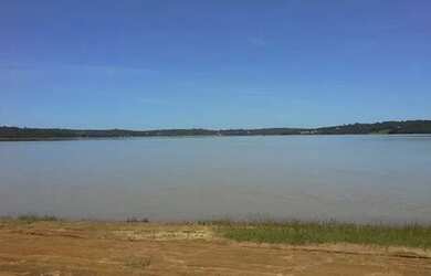 Imagem: O terreno possui 1.000m² de Área e está localizado em Cláudio