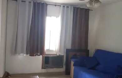 Imagem: O apartamento possui 2 Dormitórios, 1 Banheiro, 2 Vagas na