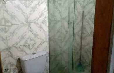 Imagem: A casa possui 2 Dormitórios, 1 Banheiro e 1 Vaga na garagem