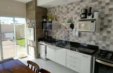 Imagem 3: Vendo casa no condomínio Blue Garden, toda com planejados, 3 suítes