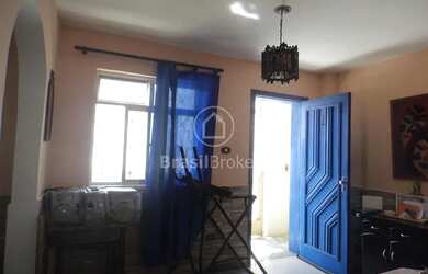 Imagem: A casa possui 2 Dormitórios, 2 Banheiros, 1 Vaga na garagem