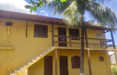 Imagem: A casa possui 5 Dormitórios, 5 Banheiros, 5 Vagas na garagem