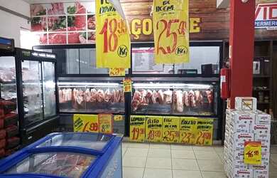 Imagem: O depósito possui 5 Vagas na garagem, 400m² de Área e está