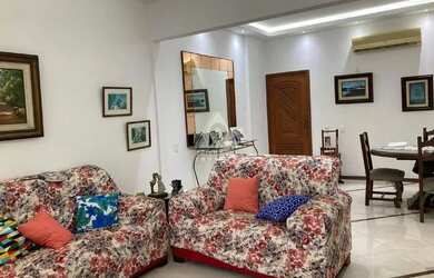 Imagem 3: Apartamento de 3 quartos, sendo um suíte. Está todo reformado e fica...