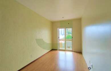 Imagem: O apartamento possui 3 Dormitórios, 1 Banheiro, 1 Vaga na garagem