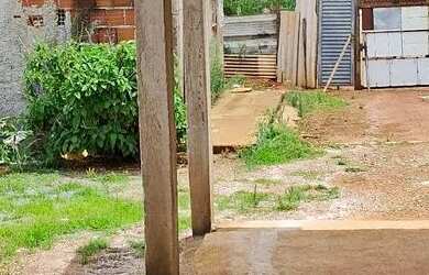 Imagem: O terreno possui 400m² de Área e está localizado em Recanto