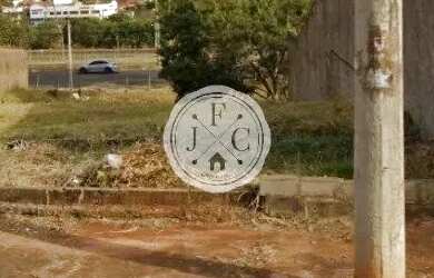 Imagem: O terreno possui 385m² de Área, Imóvel novo e está localizado