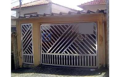 Imagem: A casa possui 3 Dormitórios, 1 Banheiro, 3 Vagas na garagem