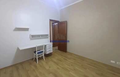 Imagem 14: Sobrado para alugar 5 quartos piscina na Ponta da Praia Santos SP