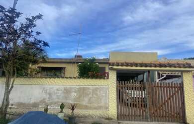 Imagem 2: Casa temporada. Imóvel mobiliado, Varanda, 3 Vagas na garageme2 Dormitórios