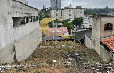 Imagem: O terreno à venda possui e está localizado em Arujázinho