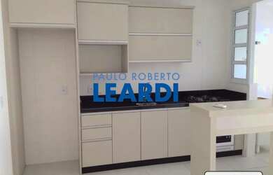 Imagem: O apartamento possui 2 Dormitórios, 2 Banheiros, 2 Vagas na