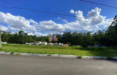 Imagem: O terreno possui 384m² de Área e está localizado em Aldeia