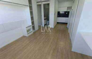 Imagem: O studio possui 1 Dormitório, 1 Banheiro, 1 Vaga na garagem