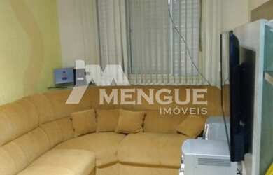 Imagem: O apartamento possui 3 Dormitórios, 1 Banheiro, 1 Vaga na garagem